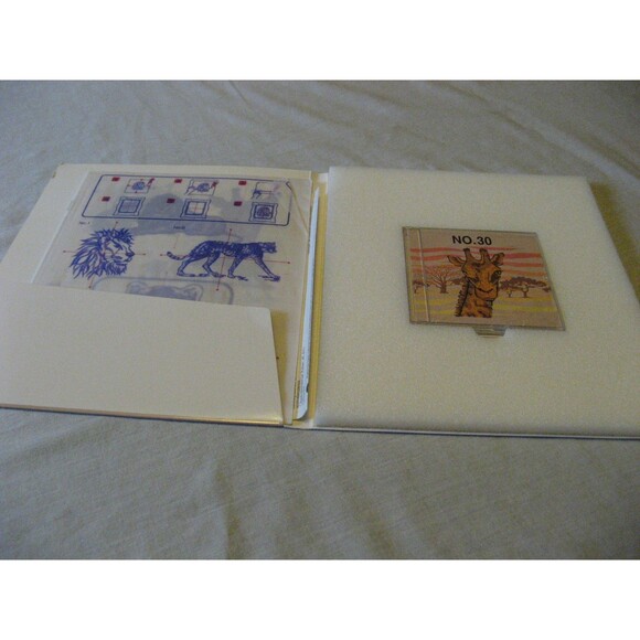 Brother Embroidery Machine Folder w Card No. 30 & Patterns Giraffe Wild Animals - Picture 2 of 3